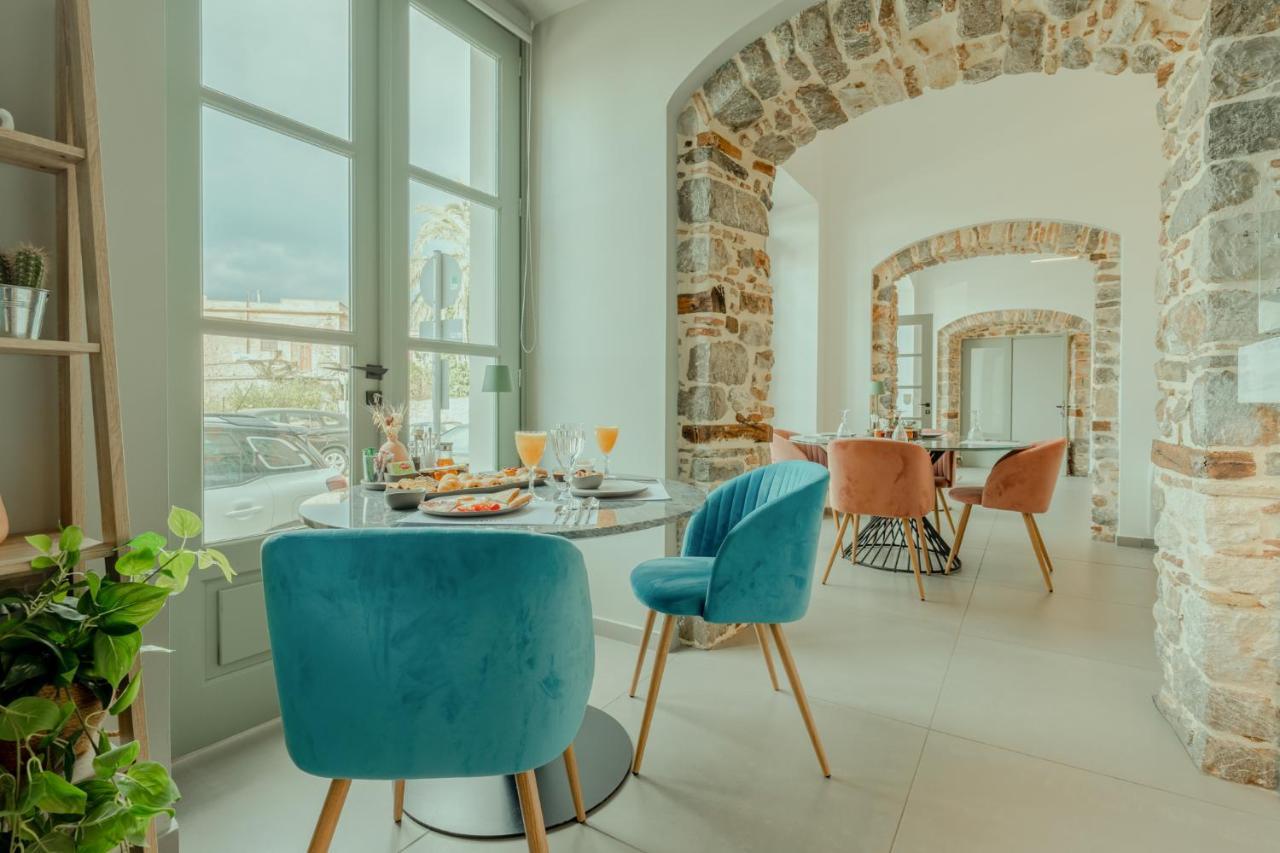 Impero Nafplio Hotel & Suites Exterior photo