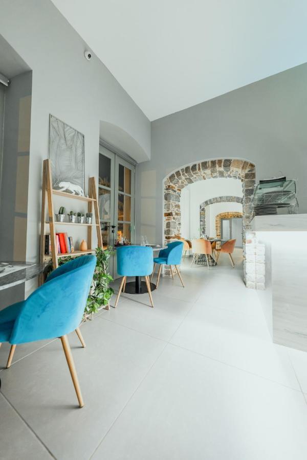 Impero Nafplio Hotel & Suites Exterior photo