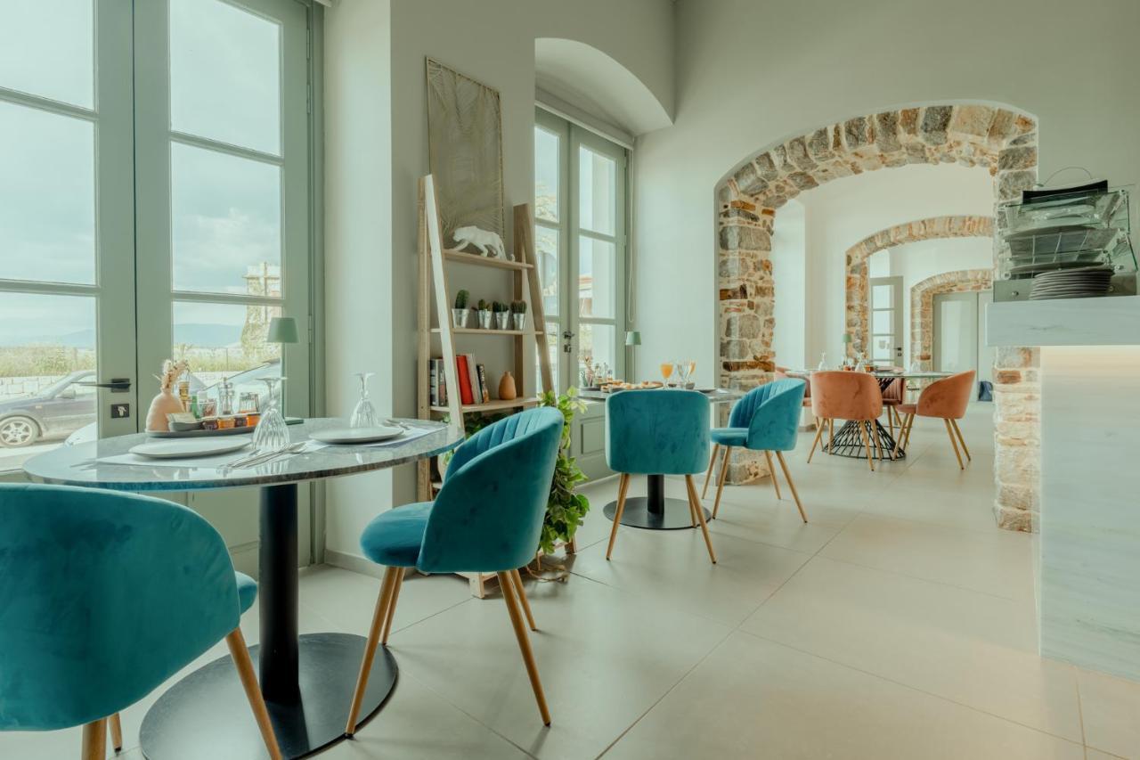 Impero Nafplio Hotel & Suites Exterior photo